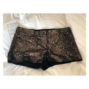 Express short sequin shorts in gold/bronze